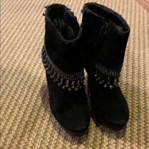 High black hot heels